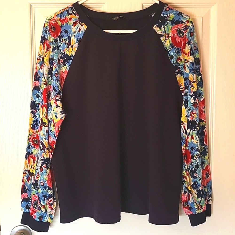 *CLOSING 5/18* Shein long sleeve top.